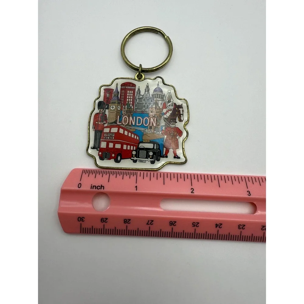 Vintage London Souvenir Keychain | British Travel Key Ring